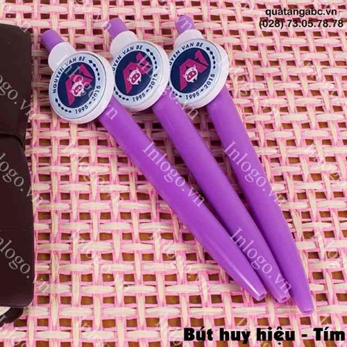In hình lên bút bi huy hiệu but bi huy hieu