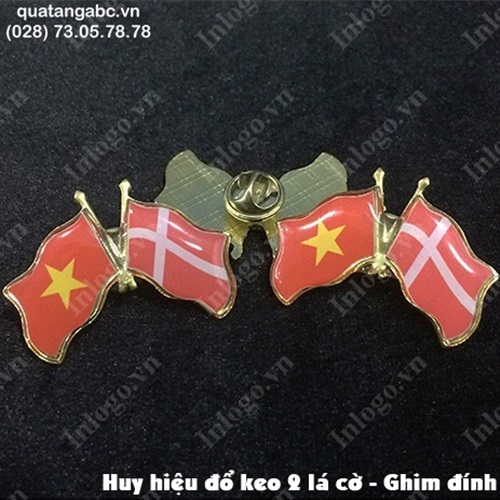 Huy hiệu nhựa 2.5cm huy hieu nhua 2.5cm