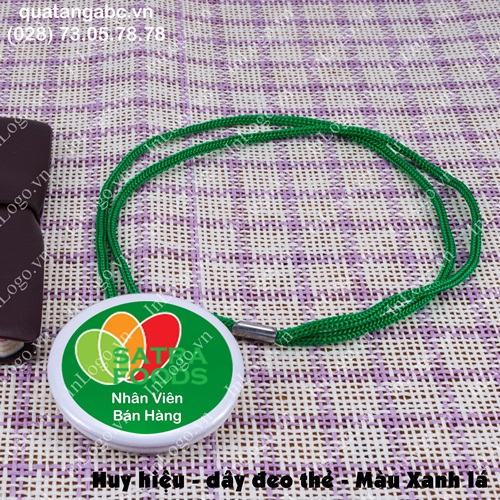 Huy hiệu nhựa 2.5cm huy hieu nhua 2.5cm