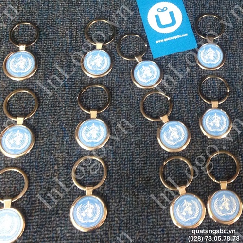 In móc khóa huy hiệu in moc khoa huy hieu