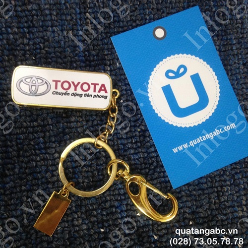 In móc khóa huy hiệu in moc khoa huy hieu