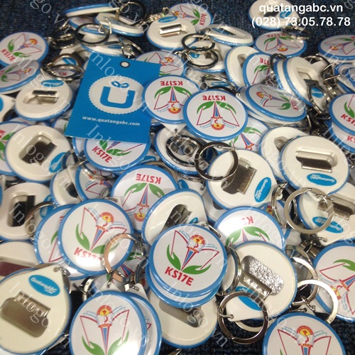 In móc khóa huy hiệu in moc khoa huy hieu