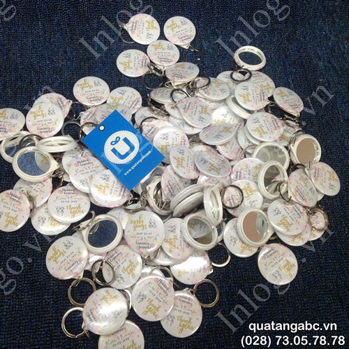In móc khóa huy hiệu in moc khoa huy hieu
